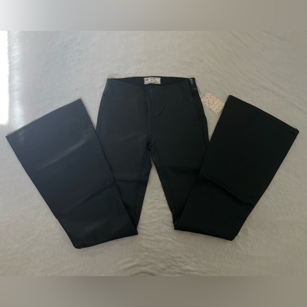 NWT Free People Black Penny Pull on Vegan Leather Flare Pants Size 24 - Picture 4 of 11